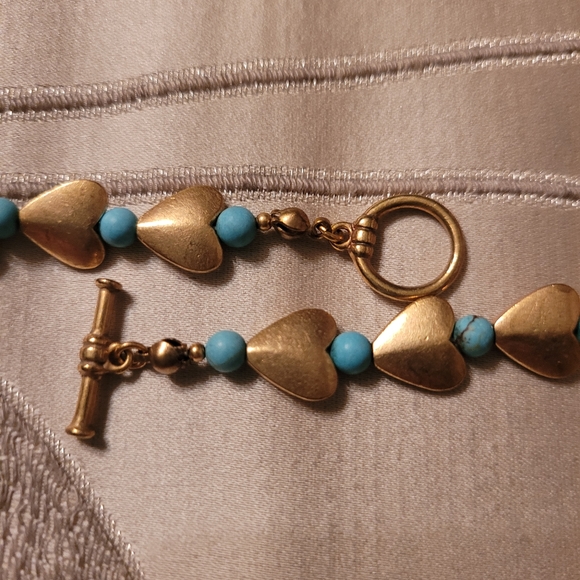 Bactrian Heart Necklace with Turquoise 18 in. - Museum Shop Collection - Picture 7 of 9